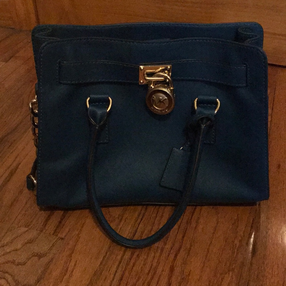 Michael Kors Barely used Purse!